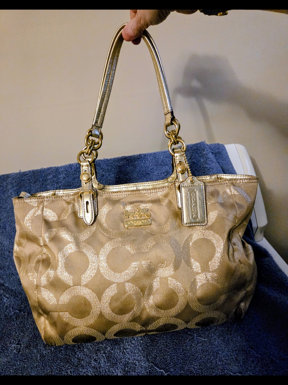 Like New Coach Metallic Gold Signature Jacquard Shoulder Tote